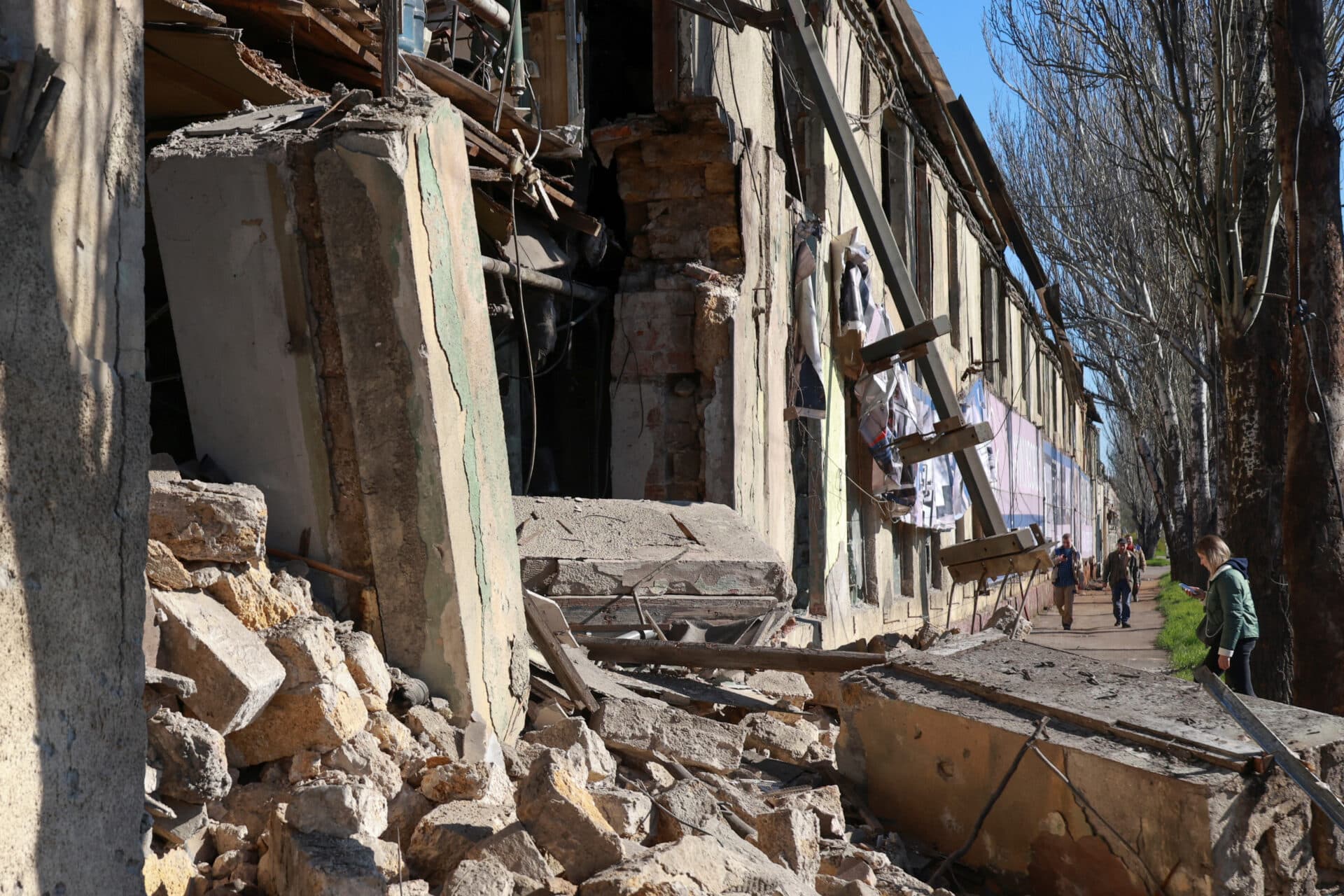 Odesa sub focul dronelor. Răniți și infrastructură distrusă