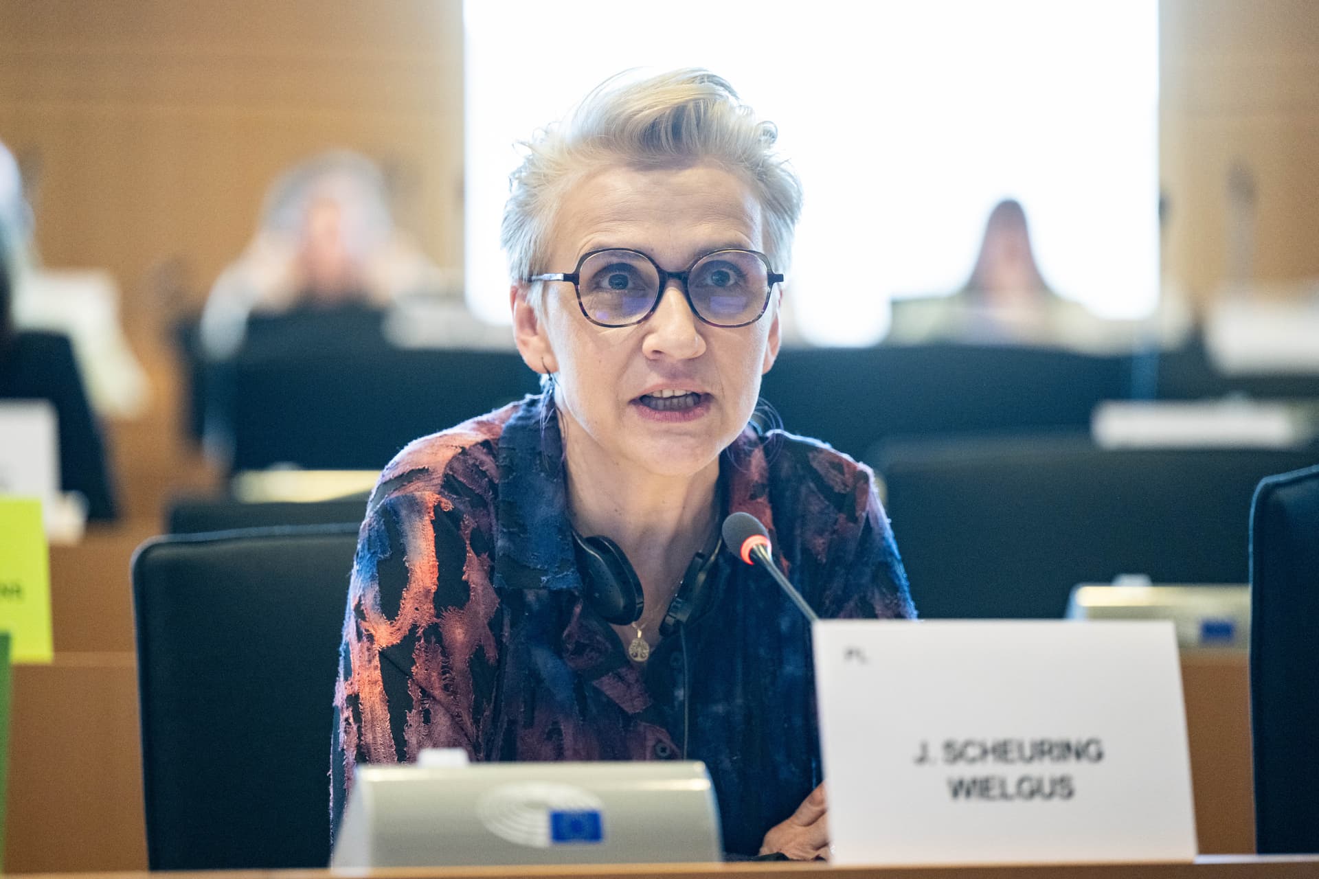 Parlamentul European cere o lege UE care să definească violul prin lipsa consimțământului