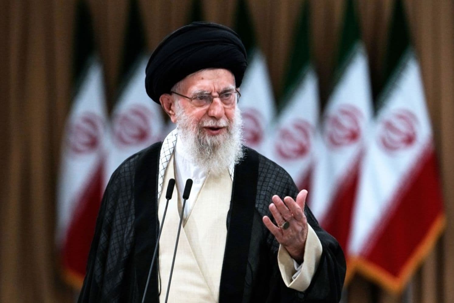 Presa iraniană de stat anunță moartea liderului suprem