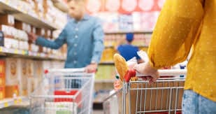 Retailerii trebuie să adopte noi modele de afaceri pentru a stimula creșterea în vremuri de incertitudine