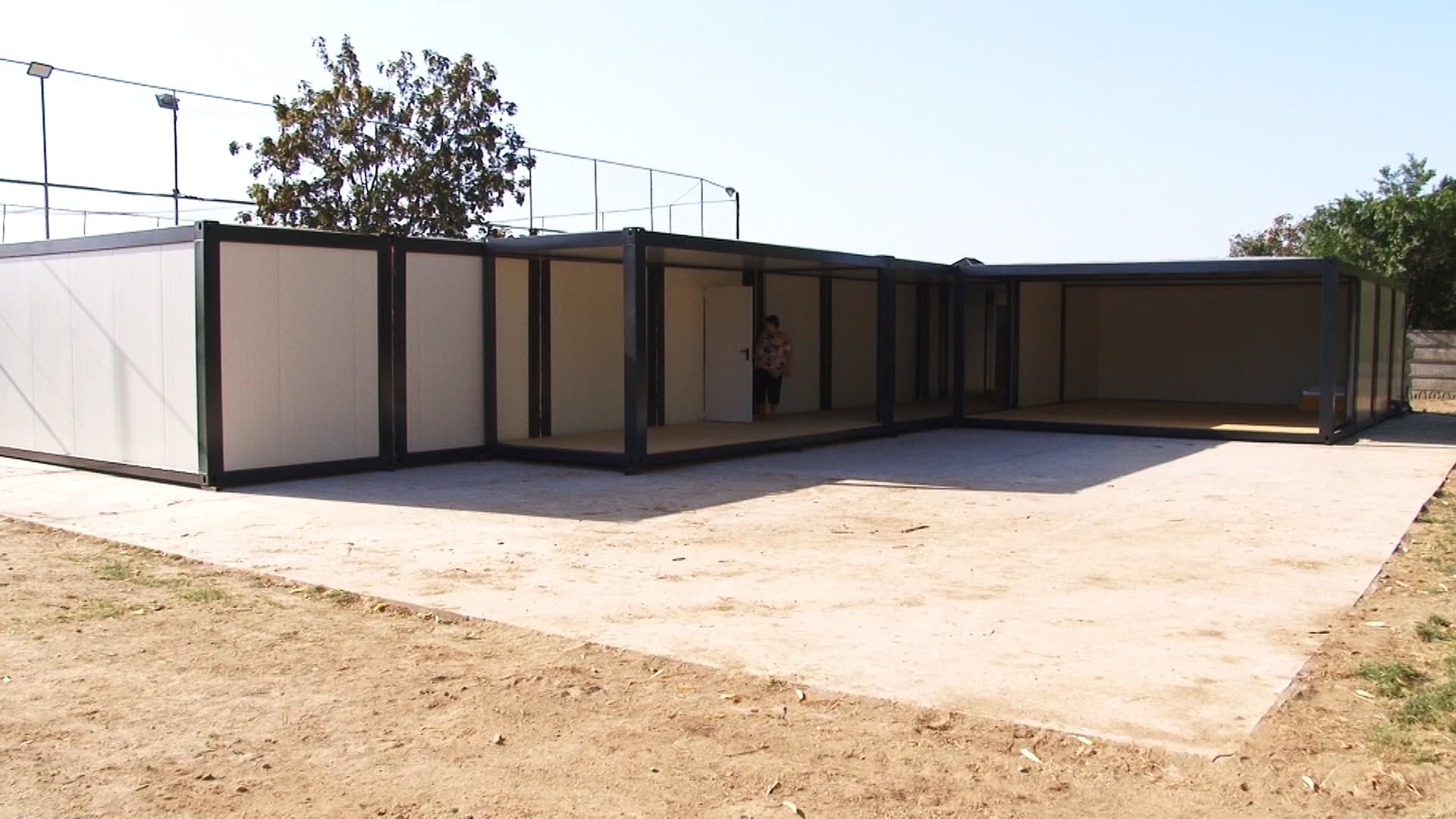Școala în containere, o improvizație pe termen lung în educația românească