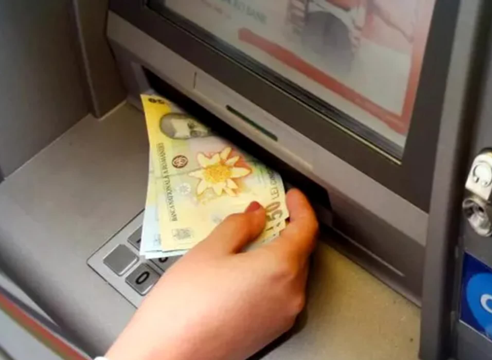 Semnale pozitive pentru România: Finanţele anunţă perspective de finanţare mai ieftină