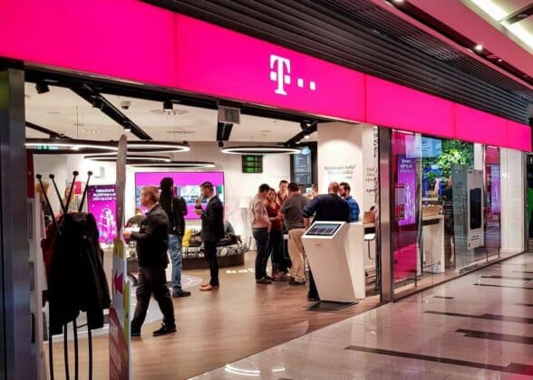 Telekom dispare! Ce planuri au Vodafone și Digi pentru milioane de clienți