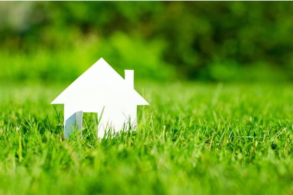Terenurile rămân o investiție bună în ciuda instabilității economice și politice