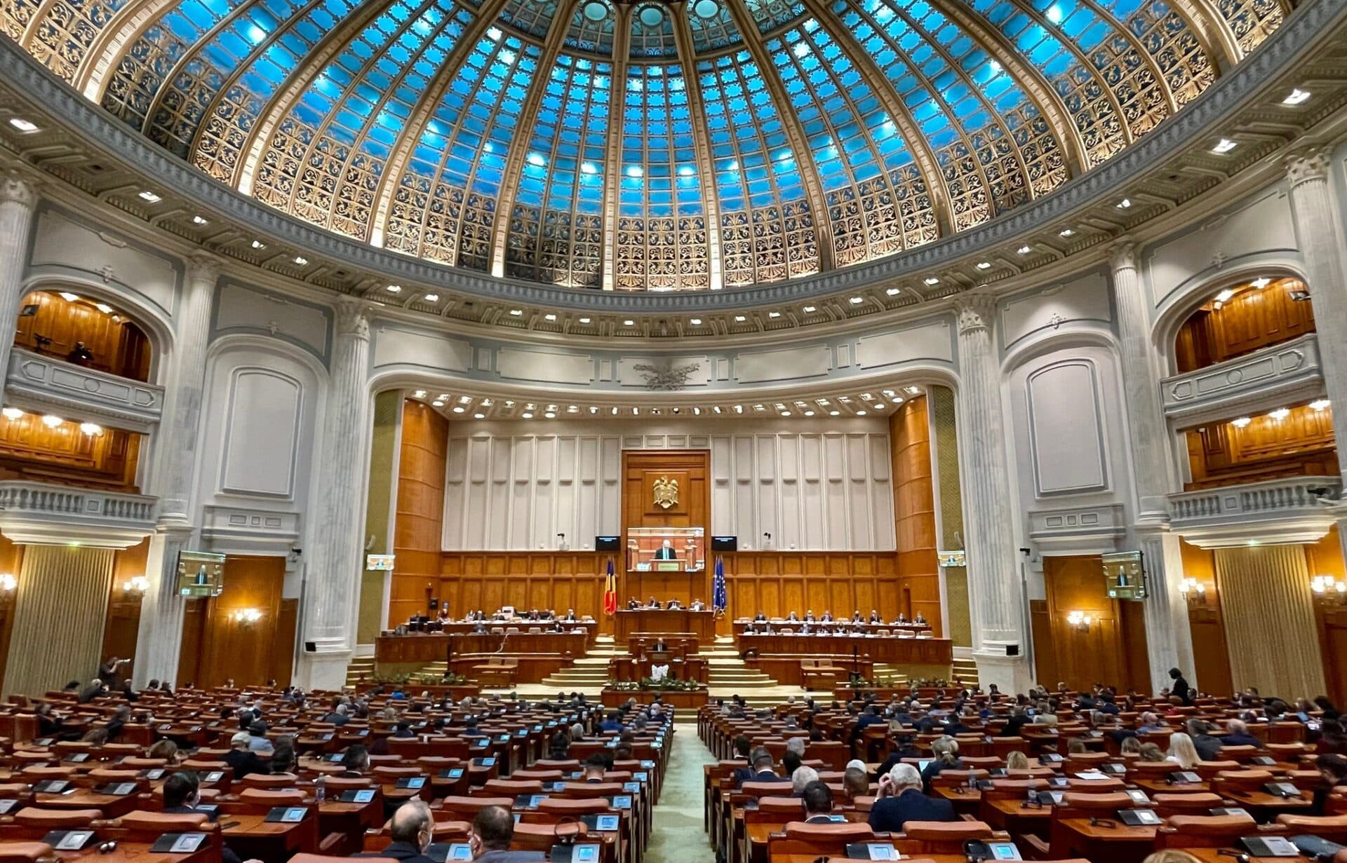 Testul coaliției. Azi se votează moțiunea de cenzură AUR