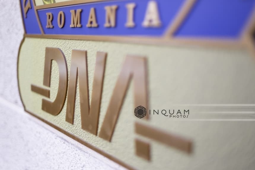 Trei persoane şi o societate comercială au fost trimise în judecată de DNA pentru fraudarea fondurilor europene/ Procurorii estimează un prejudiciu de 375.000 de euro