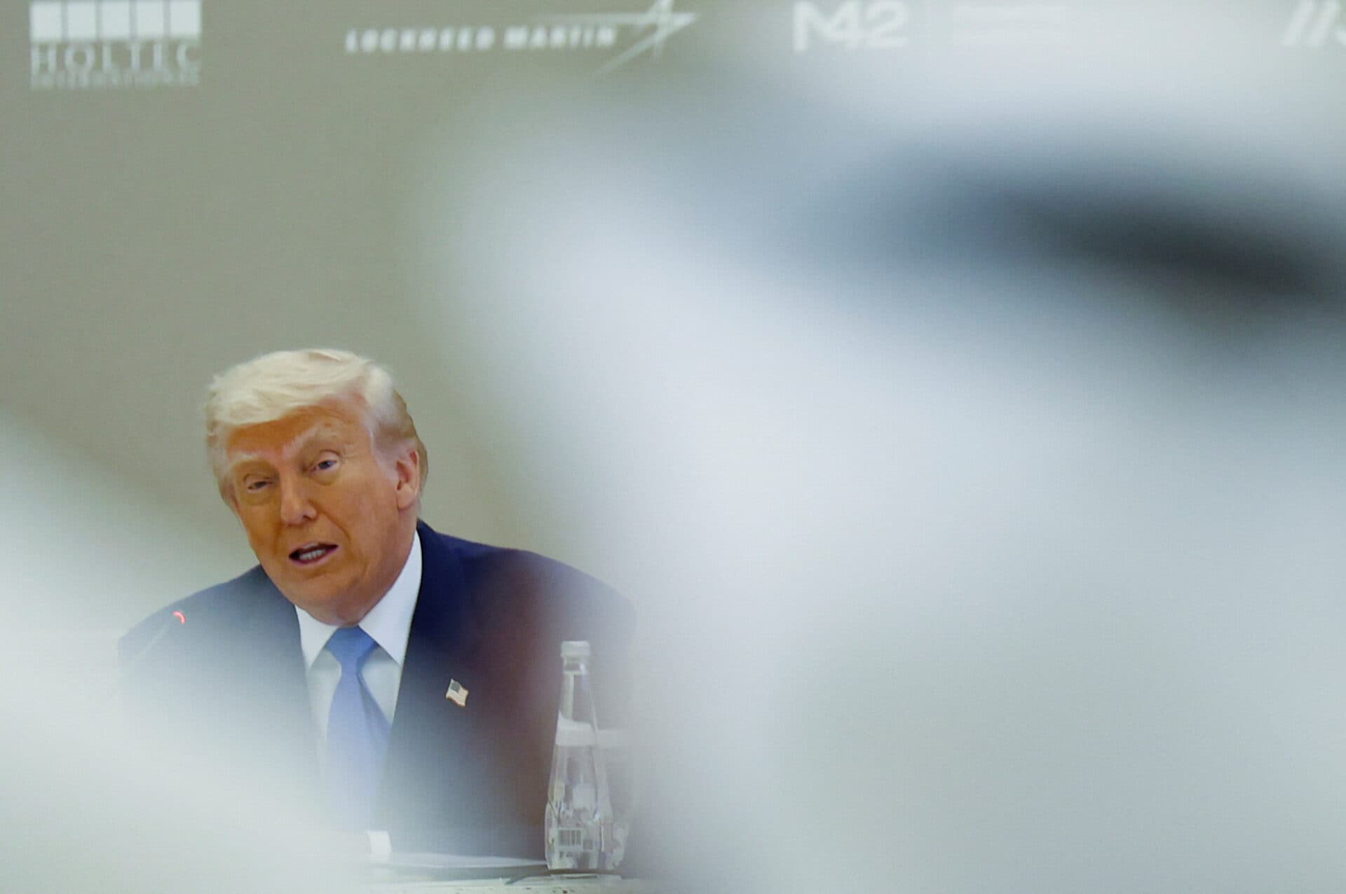 Trump evocă o întâlnire cu Putin. Negocierile de pace rămân blocate fără liderii de la vârf