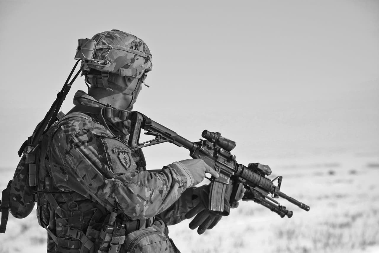 Trupe NATO în Ucraina. Franța și UK iau în calcul trimiterea unui contingent „multinațional”, în cazul semnării unui acord de pace