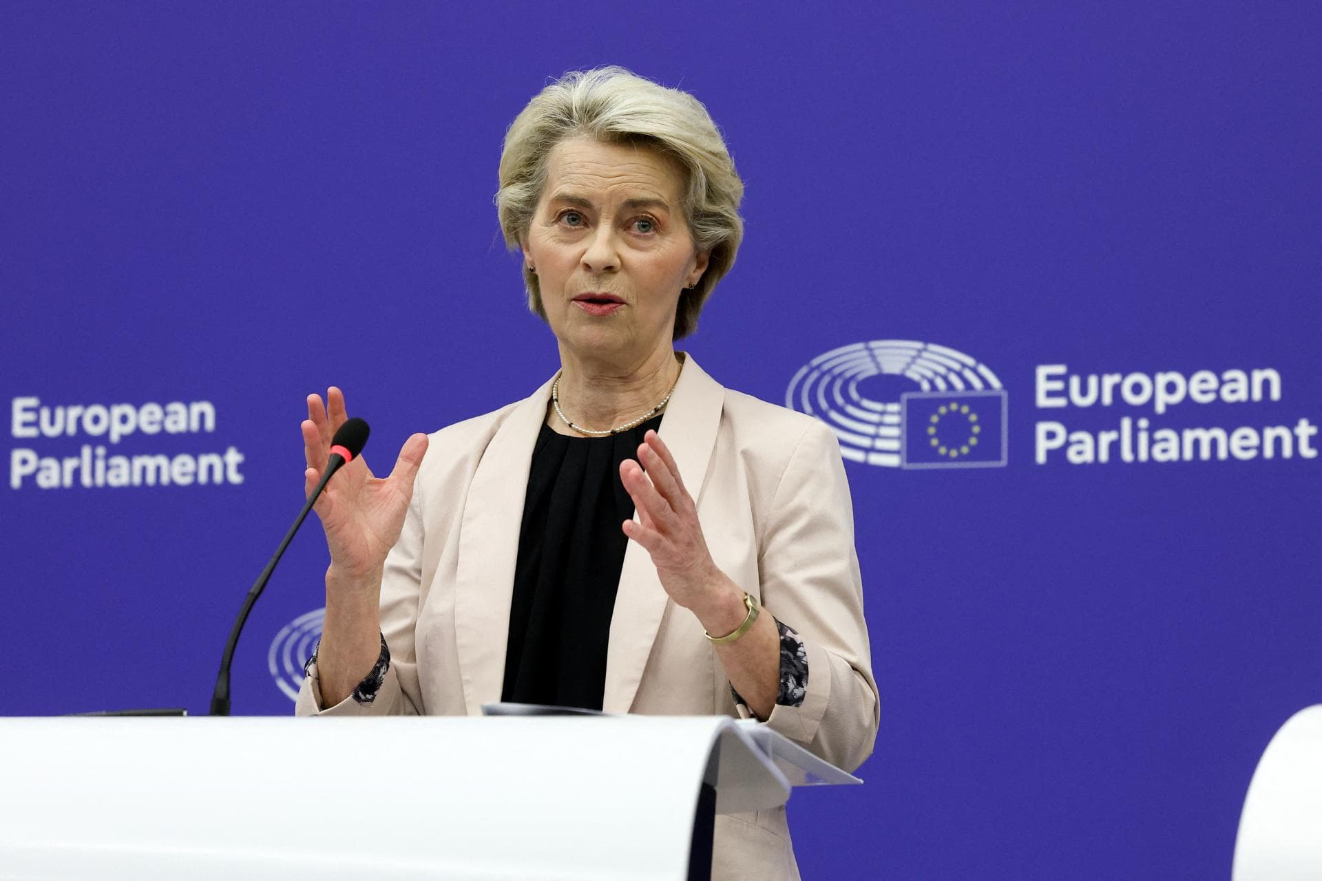 UE adoptă al 15-lea pachet de sancțiuni împotriva Rusiei