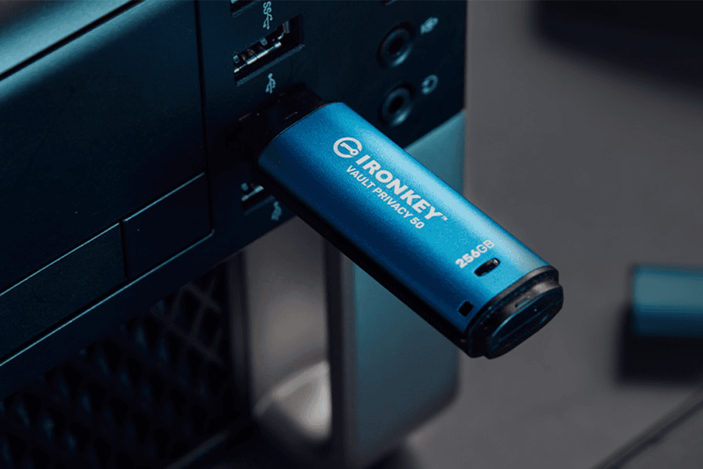 <strong>USB-ul cu criptare, cea mai rentabila soluție de securitate în războiul cibernetic</strong>