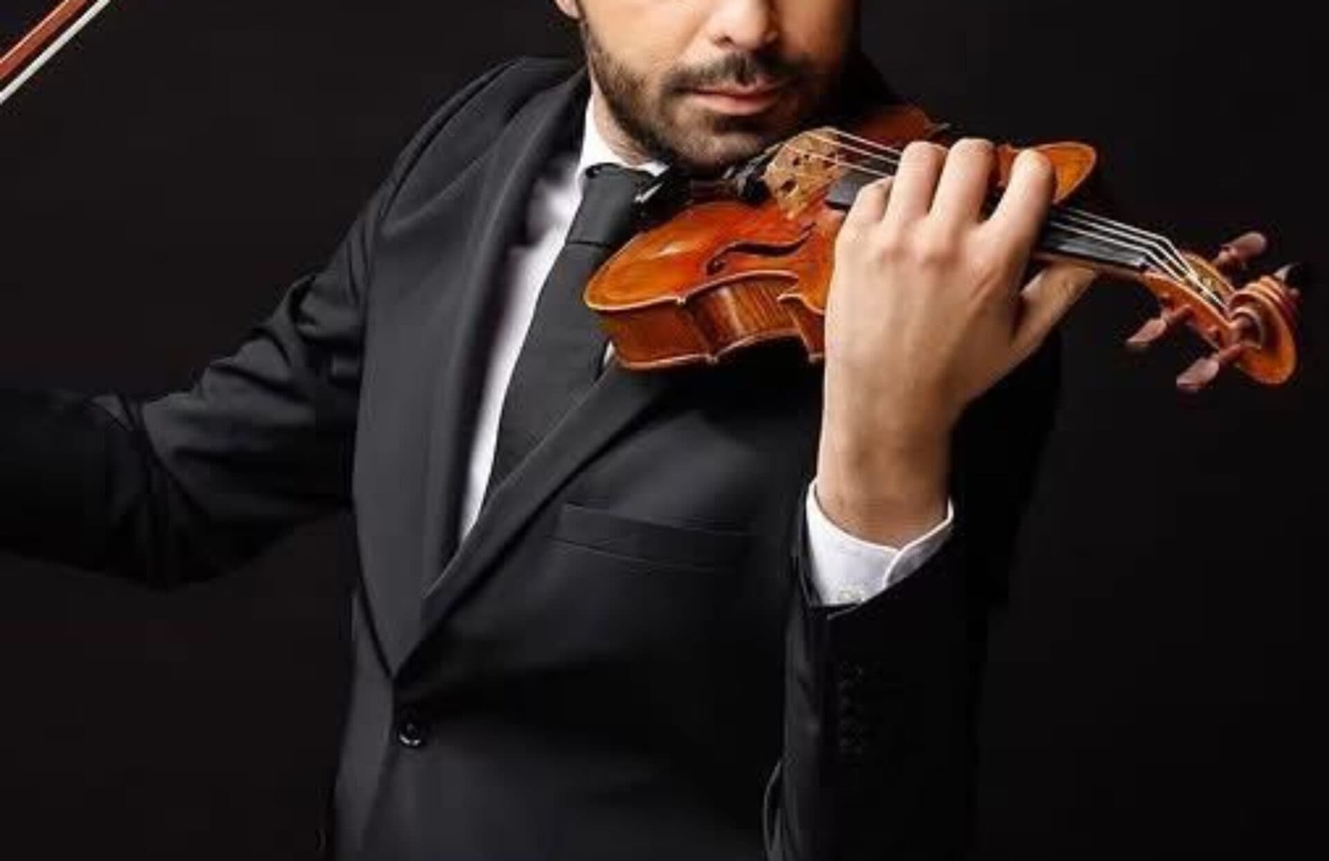 Violonistul român Răzvan Stoica va cânta pe o vioară Stradivarius de 10 milioane de euro. I-a fost încredințată pentru 25 de ani