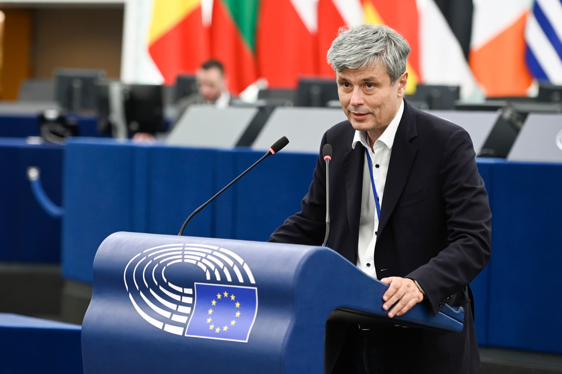 Virgil Popescu consideră că Europa trebuie să sprijine construcția de locuințe fără a crea noi agenții sau reglementări excesive