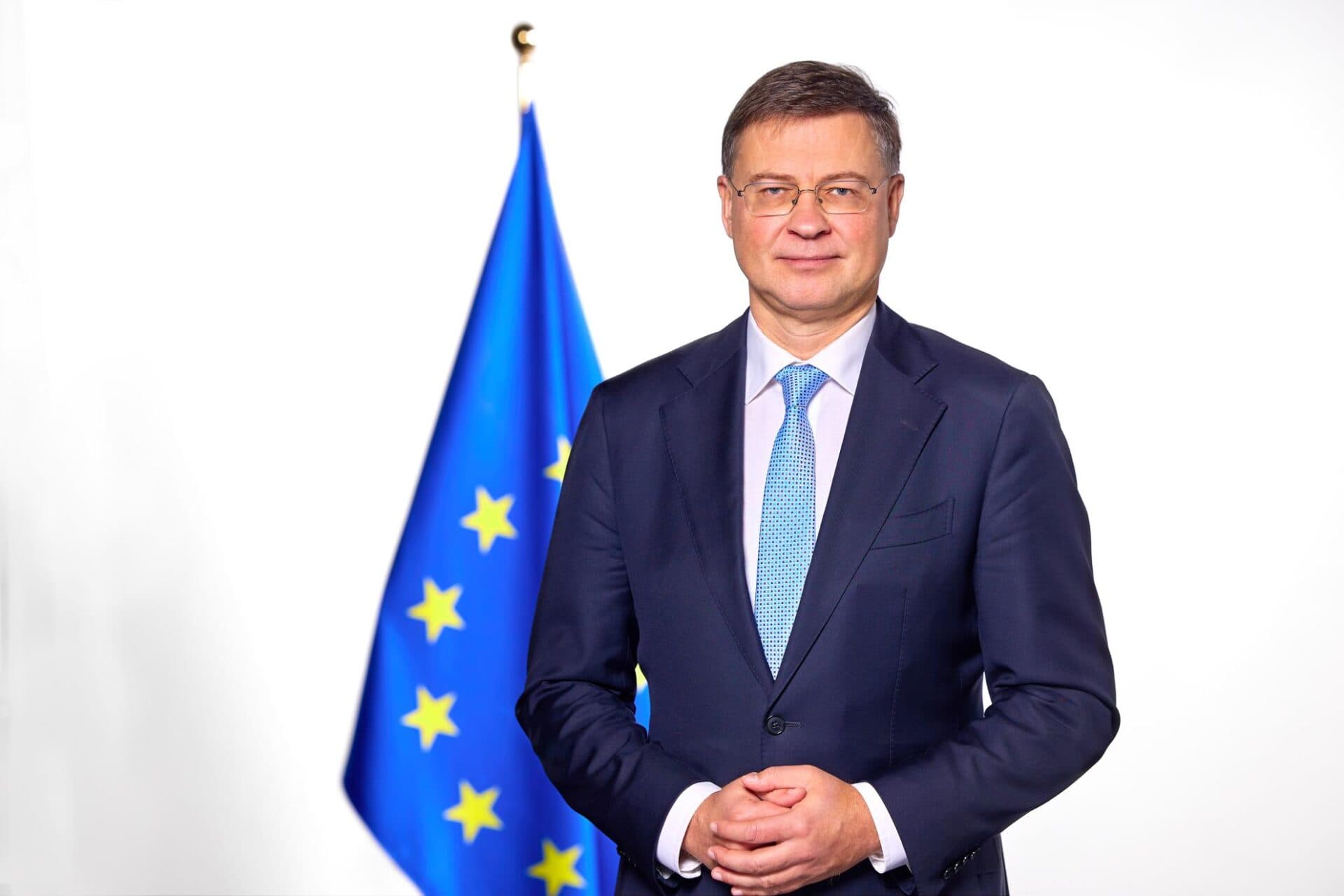 Vizita comisarului european Valdis Dombrovskis în România: discuții despre evoluția economiei, PNRR și stabilitate bugetară