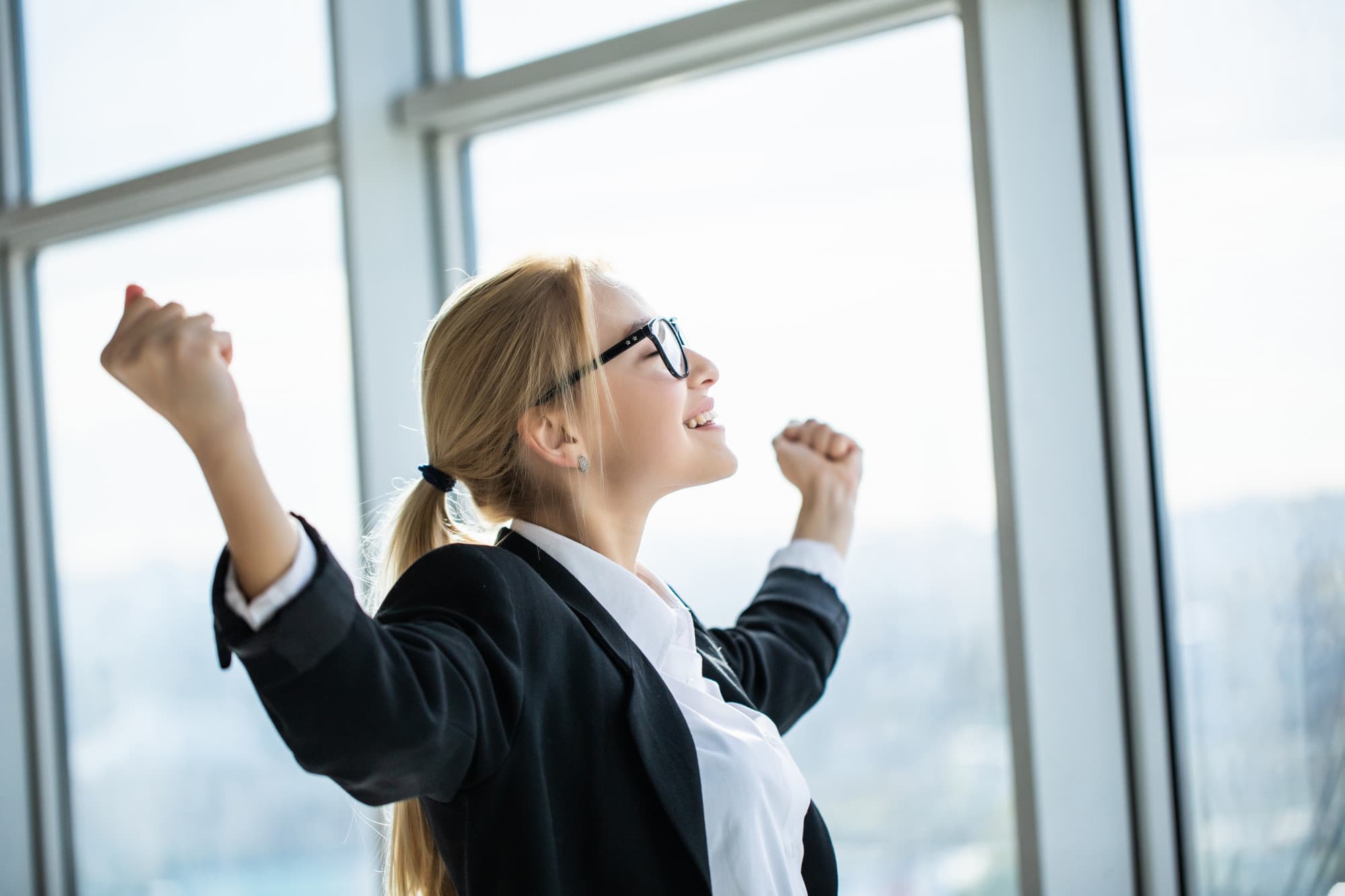 Horoscop bani și carieră 19 iulie 2026. Perseverența deschide uși importante