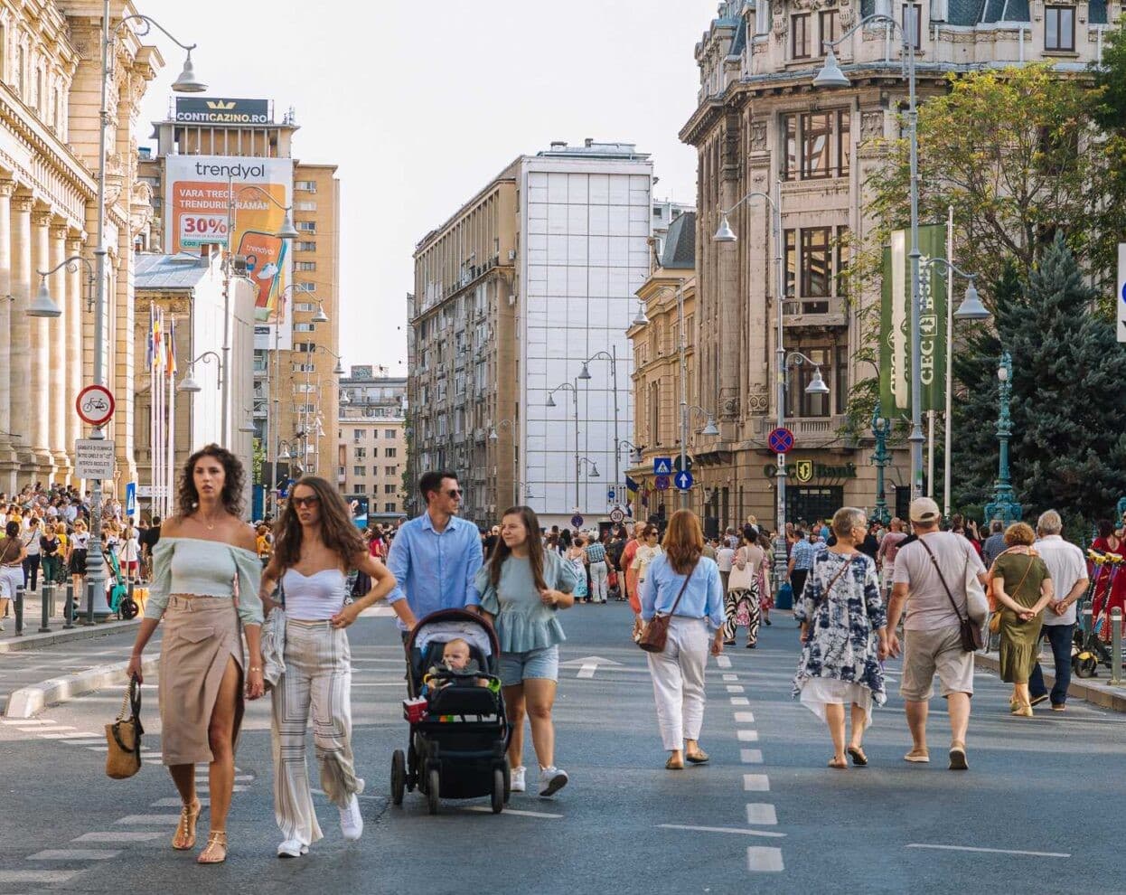 Calea Victoriei din București se transformă în promenadă urbană. Sport, experimente și artă în weekendul 8-9 august