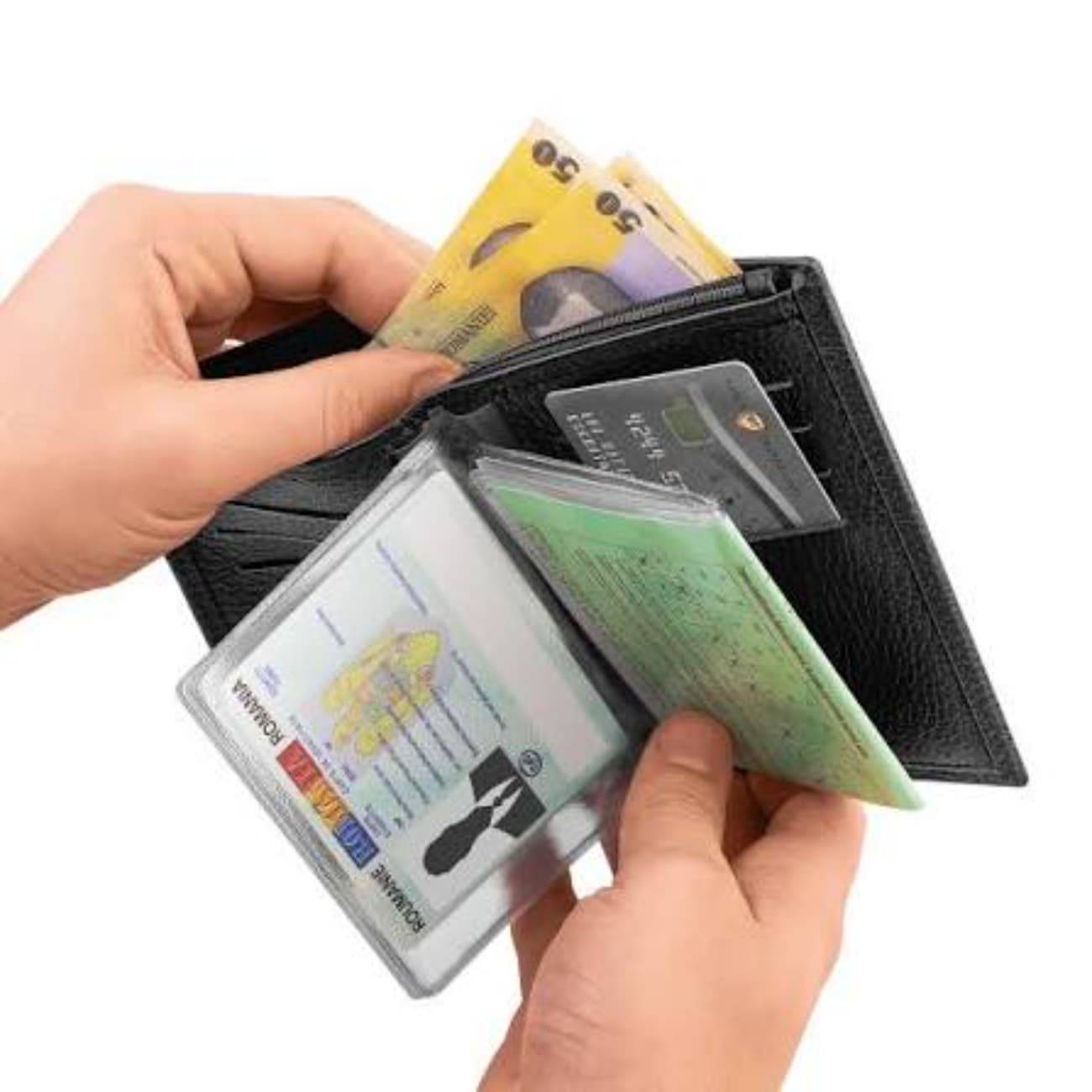Permisul de conducere și certificatul de înmatriculare se scumpesc de la 15 septembrie. Cât costă pașaportul și „buletinul” electronic