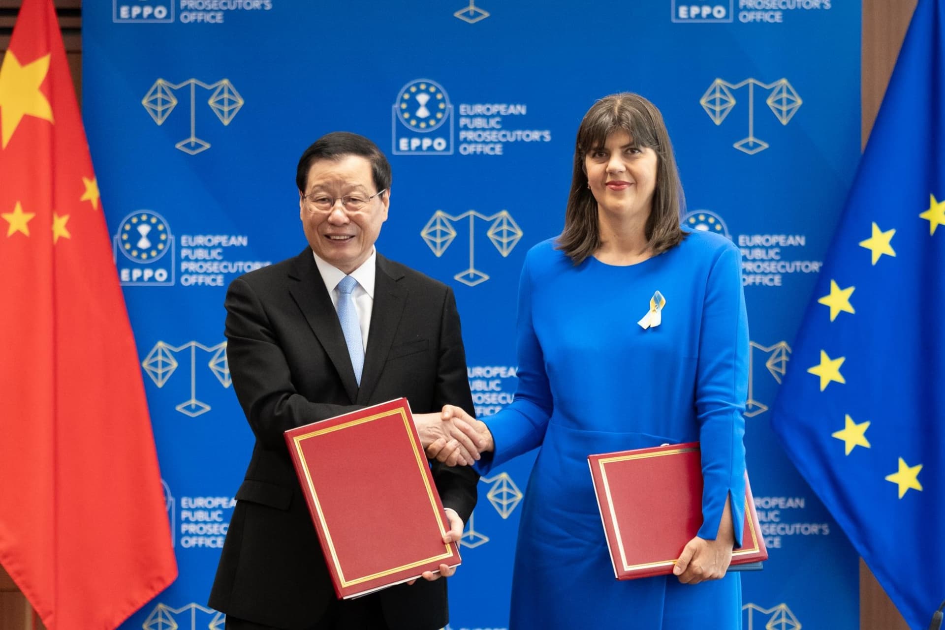 O colaborare ciudată între procurorii europeni și cei chinezi. La masa negocierilor pentru recuperarea banilor furați