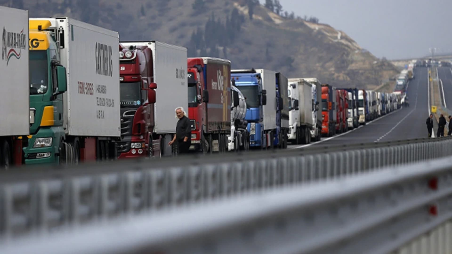 Taxa pe kilometru pentru camioane intră în vigoare de la 1 octombrie