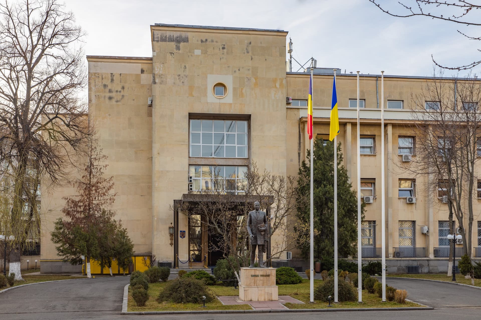 MAE condamnă alegerile organizate de Rusia în teritoriile ocupate ale Ucrainei