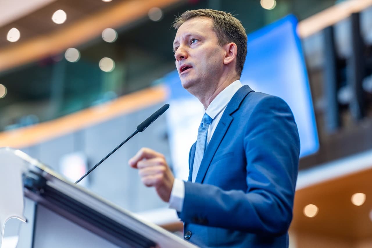 Siegfried Mureșan anunță reforma statului: mai puțini parlamentari, comasări de agenții și fără cumul pensie-salariu