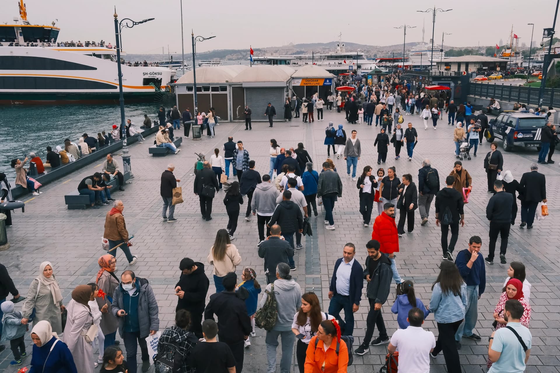 Chiar a început Europa să facă ordine în propria curte? Returnările migranților cresc