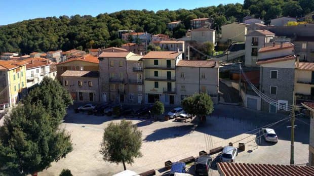 Satul superb din Italia unde poţi cumpăra o casă cu 1 euro