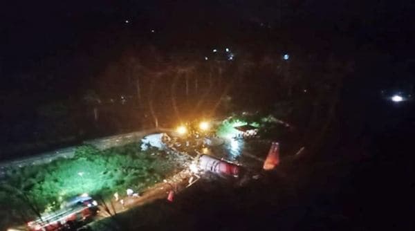 A căzut un avion în INDIA! Avea 191 oameni la bord