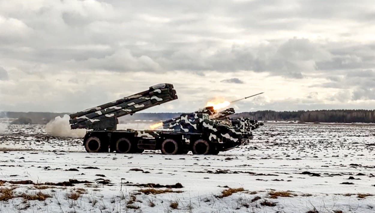 Poate face armata rusă ceva să oprească atacurile cu rachete HIMARS? Marile diferențe dintre sistemele sovietice și cel american