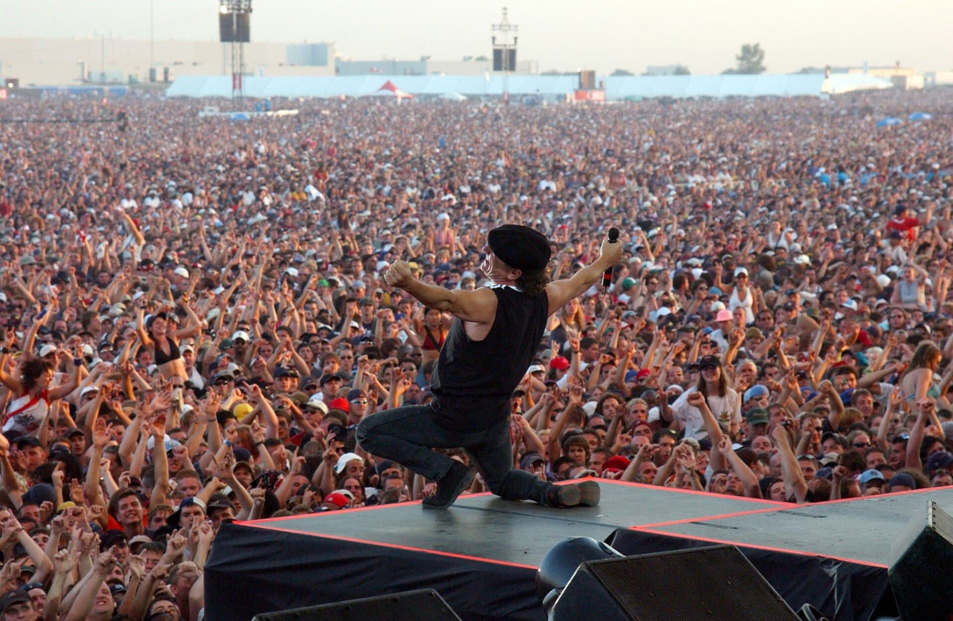 AC/DC revine în Europa pentru un turneu aniversar colosal. Sărbătoresc 50 de ani!