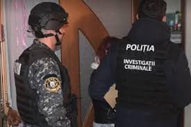 Alegeri 2024. Polițiștii și procurorii au făcut percheziții domiciliare ca „să sancționeze comportamentele ilegale din mediul online”