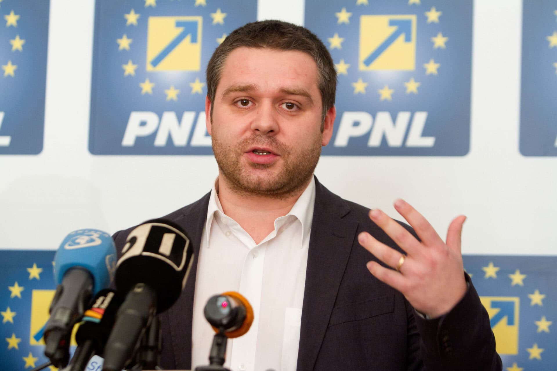 Alegeri cu scandal? Ce cere Ciucu înainte să decidă dacă intră în cursa pentru Primăria Capitalei