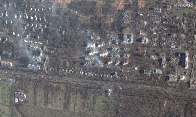 Așa arată un câmp bombardat din apropiere de Bahmut! Imagini din satelit FOTO