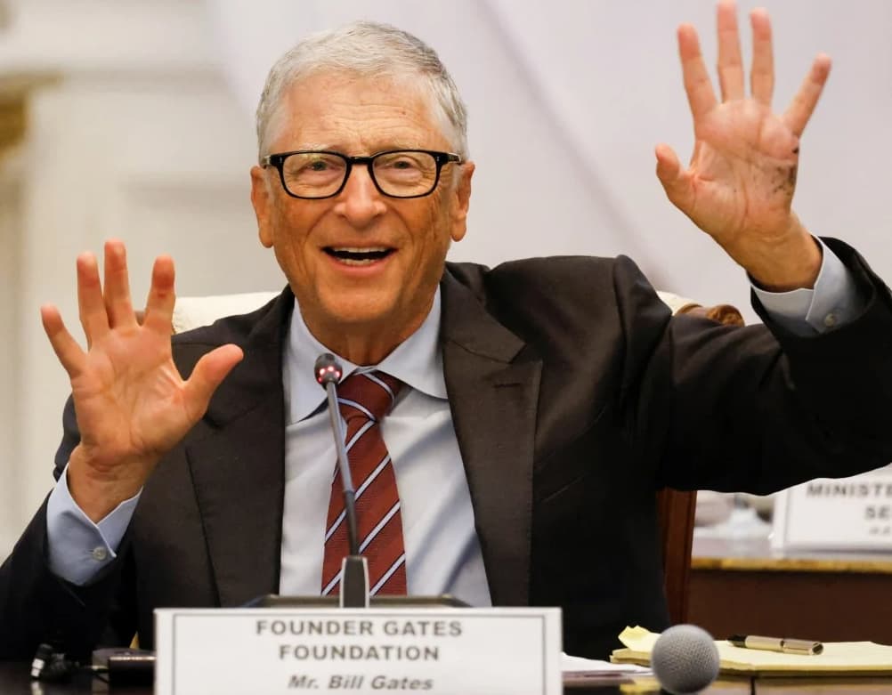 Bill Gates vrea să moară sărac! A anunțat că donează 99% din avere și închide fundația