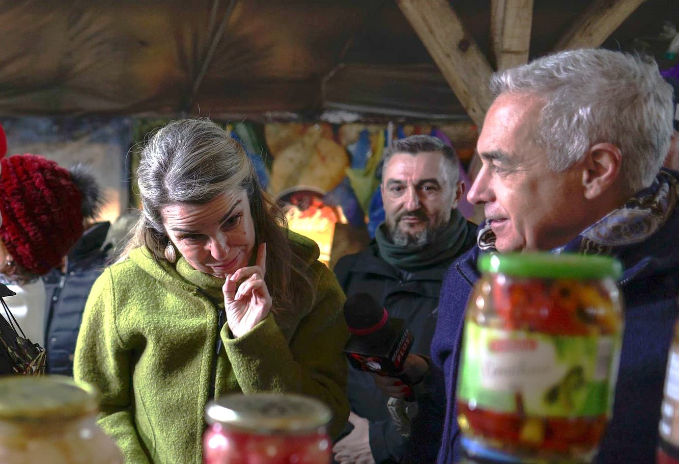 Călin Georgescu și Cristela, în piață în ziua așa-zisului boicot al supermarketurilor