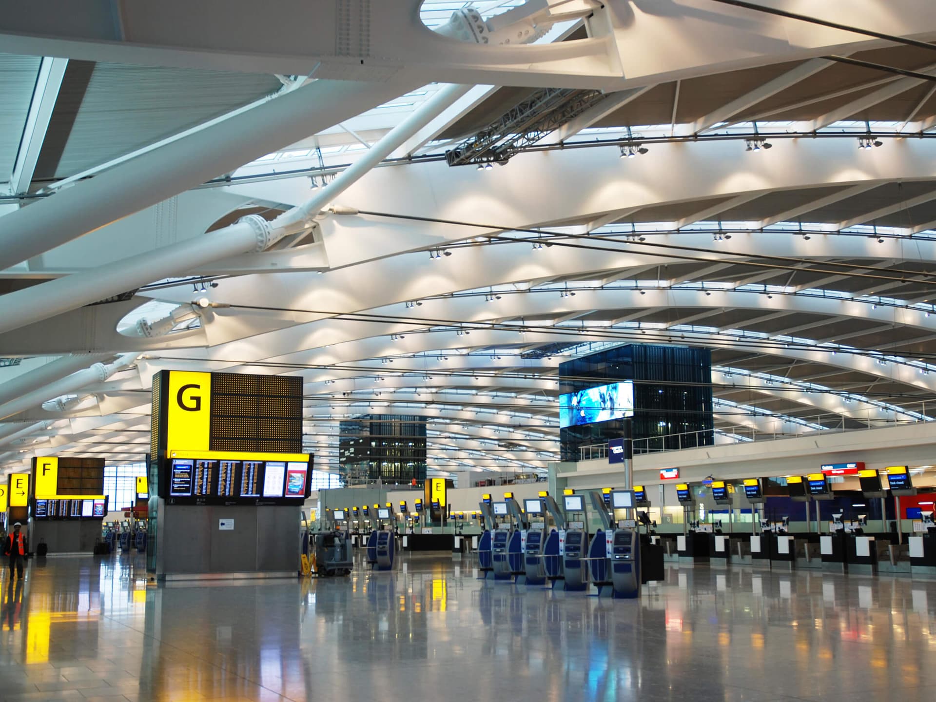 Care sunt și cum arată cele mai mari aeroporturi din Europa