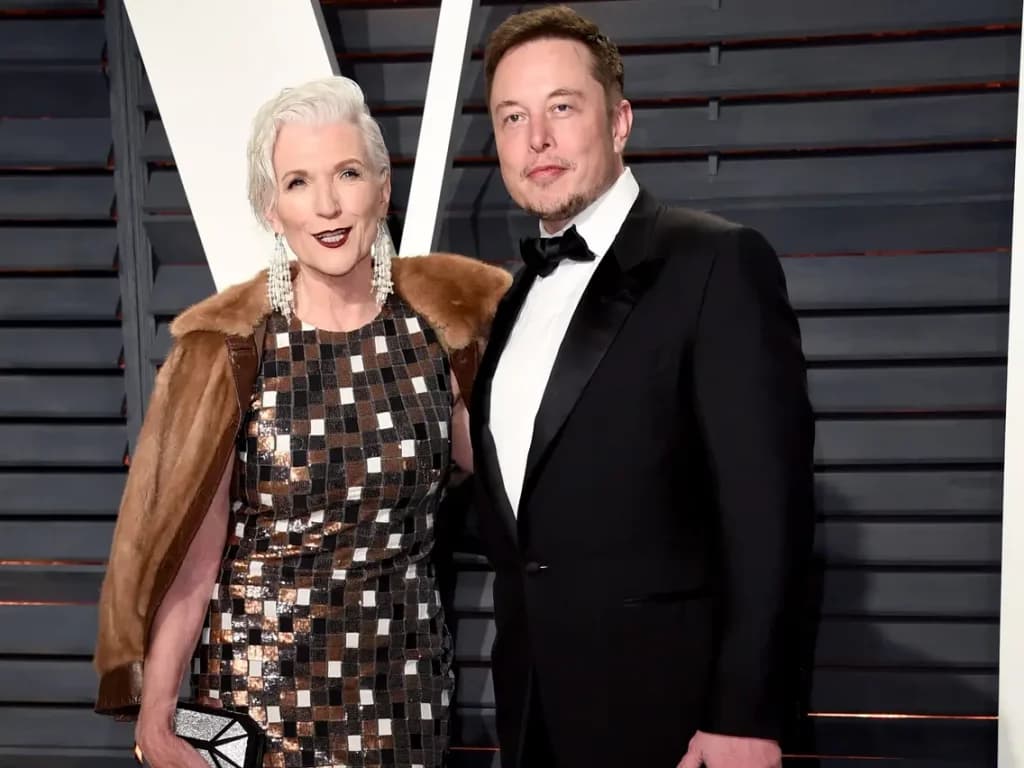 Cartea autobiografică a mamei lui Elon Musk a fost lansată în România. Anastasia Soare o aduce la București: ”Planificăm un turneu!”