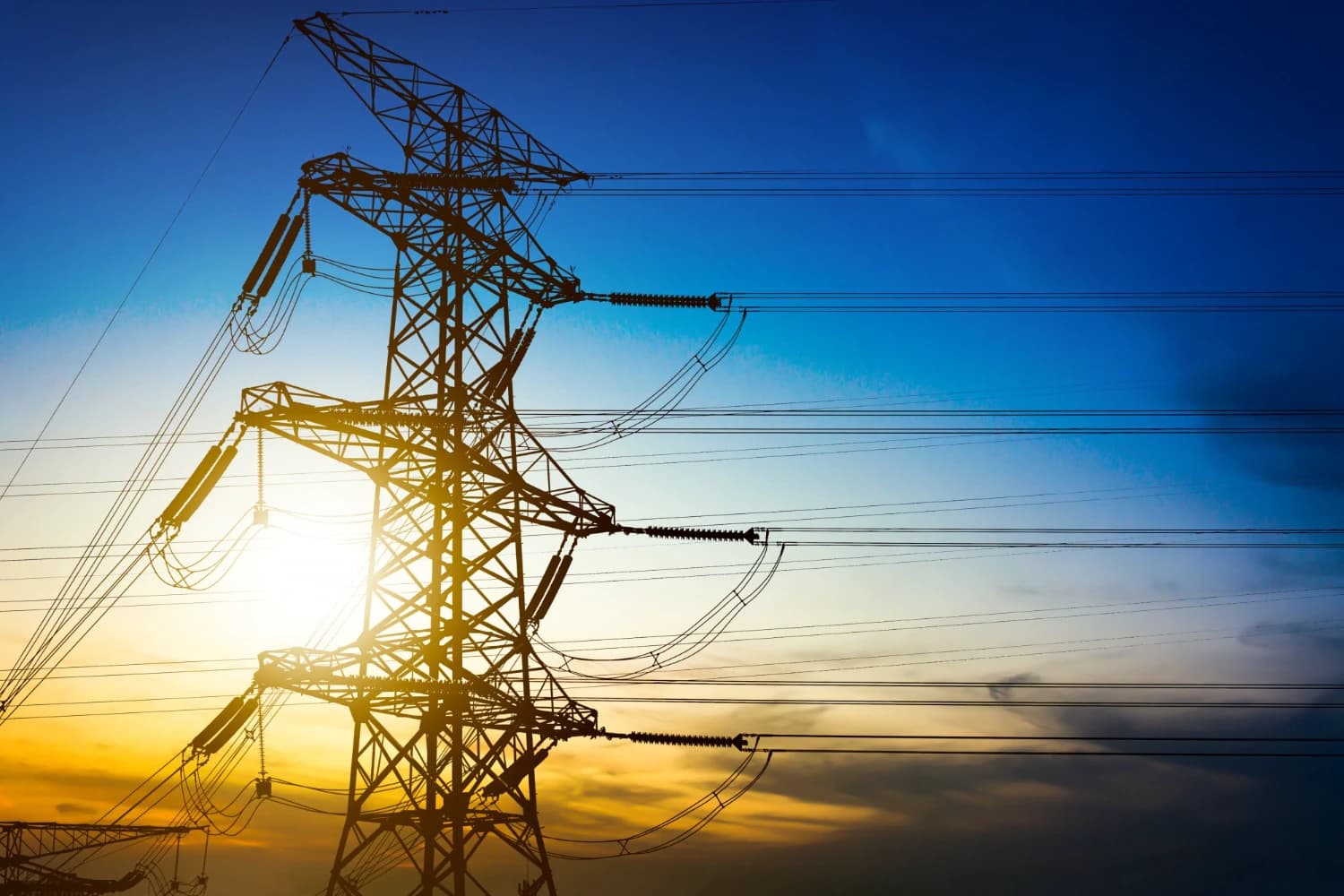 Comisia Europeană propune rețele și autostrăzi energetice pentru energie mai ieftină și accesibilă
