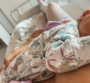 Dani Oțil a devenit tătic. PRIMA IMAGINE cu bebelușul vedetei și al frumoasei Gabriela Prisăcariu