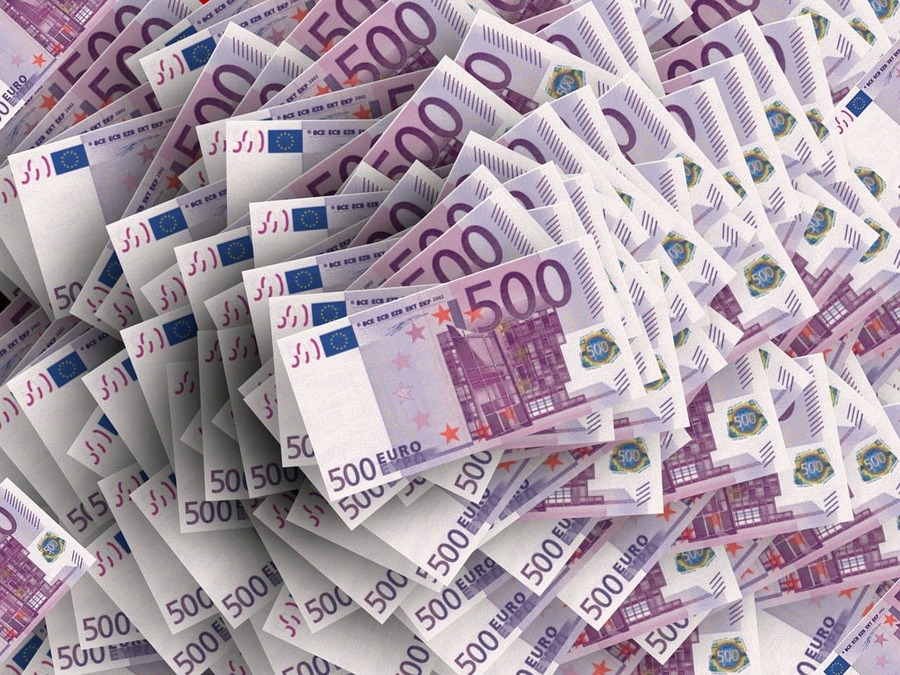 Datoria externă totală a României a crescut cu 18 miliarde de euro în primele 10 luni