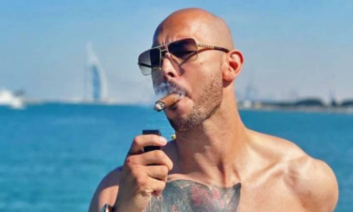 Detaliu pe care judecătorii l-au remarcat la Andrew Tate: „Le percepe doar pe un mijloc de a câștiga bani ușor”