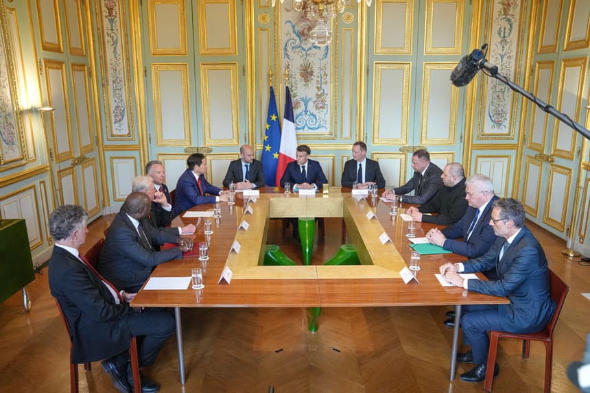 Discuții la Elysee. Începutul unui efort diplomatic european coerent?