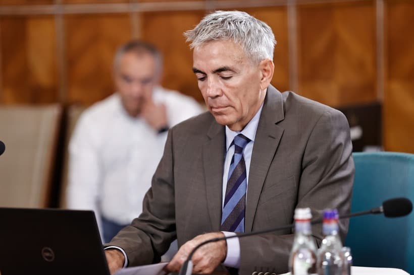 Dragoș Anastasiu a anunțat că demisionează din Guvern: „Nu sunt șpăgar”
