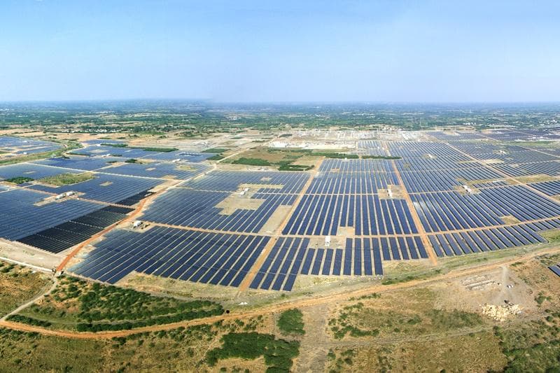 Energie solară la nivel național. 114 comunități vor înflori cu parcuri solare