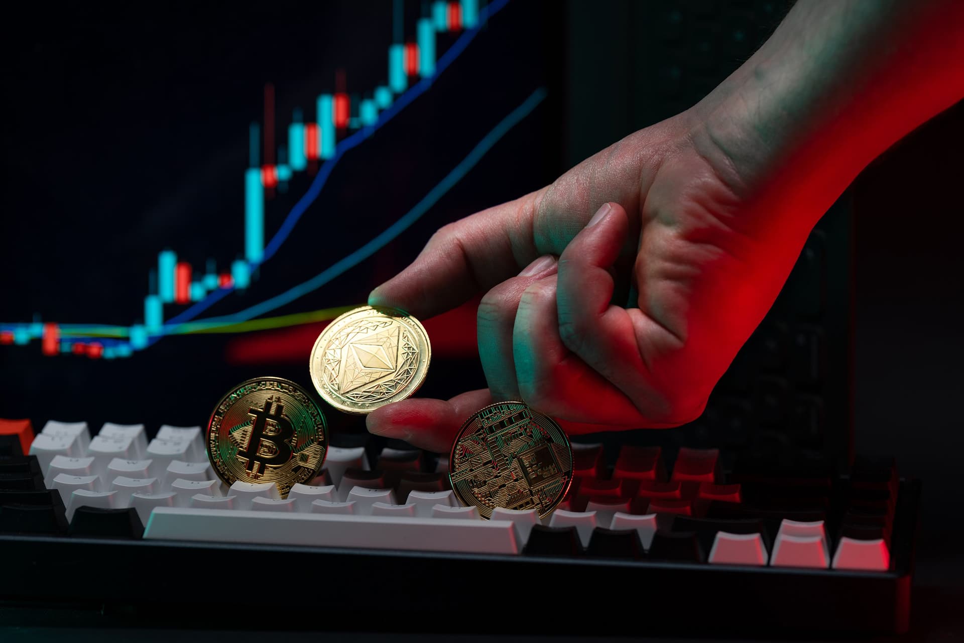 Ai cryptomonede? Uniunea Europeană are reguli noi de la 1 iulie