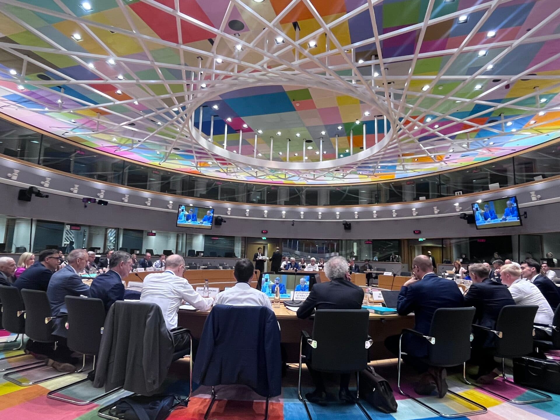 Europa, îngăduitoare cu Bolojan. ECOFIN s-a pronunțat
