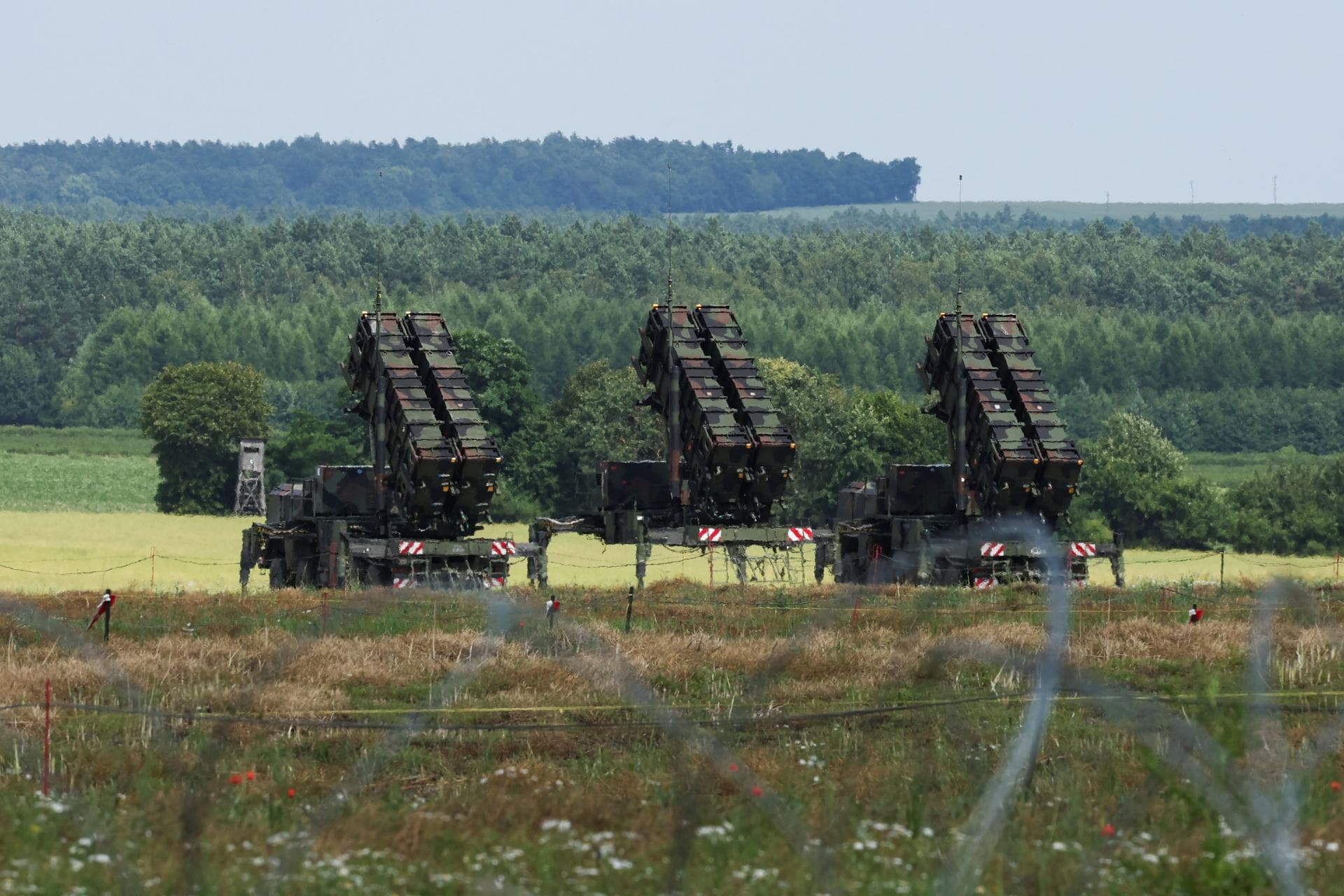 Germania redistribuie sisteme Patriot către Polonia