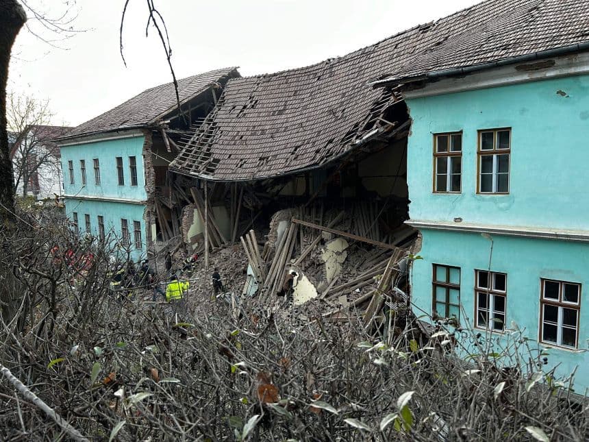 Guvernul de la Budapesta promite că va reconstrui căminul de la Odorheiu Secuiesc
