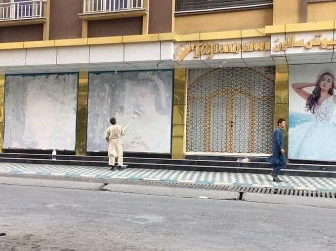 Imaginea Zilei! ”Talibanizarea Kabulului a început”