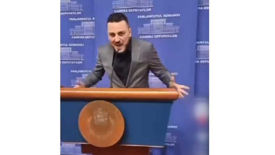 Influencerul Makaveli, la Parlament: ”Ascundeți-vă soțiile că a intrat Makaveli în Parlament”