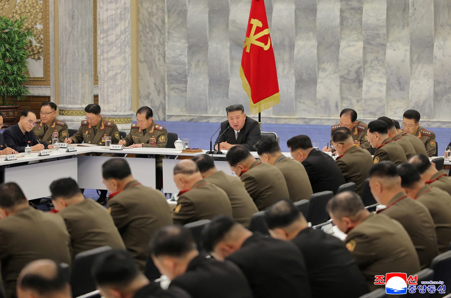 Kim Jong Un accelerează agenda militară. Noi directive pentru consolidarea armatei
